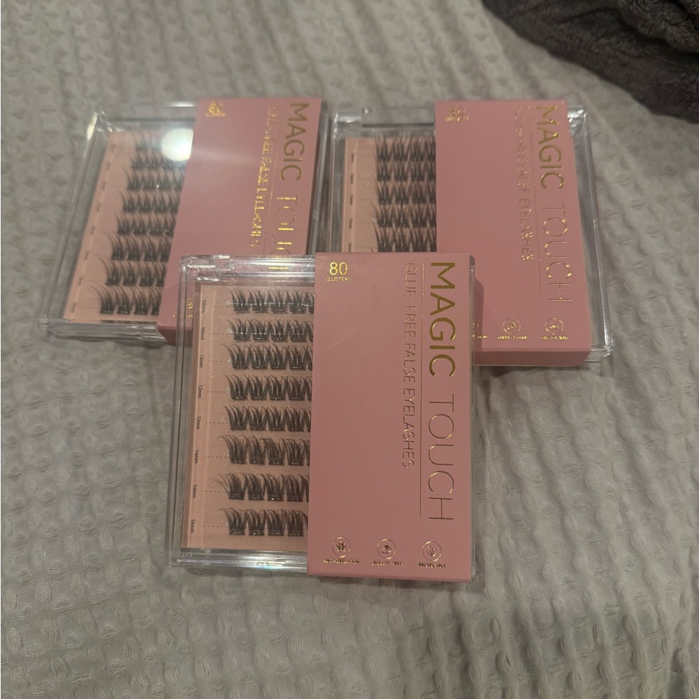 Magic Touch Glue Free False Eyelashes Set